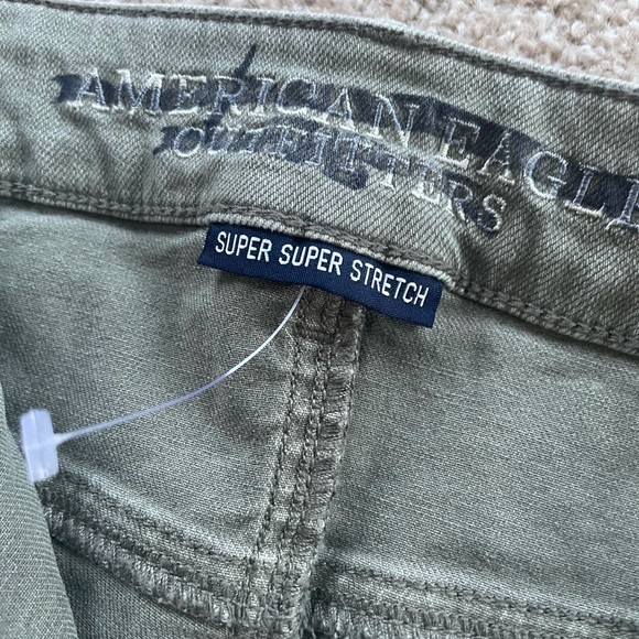 BRAND NEW AMERICAN EAGLE SHORTS - Picture 2 of 3